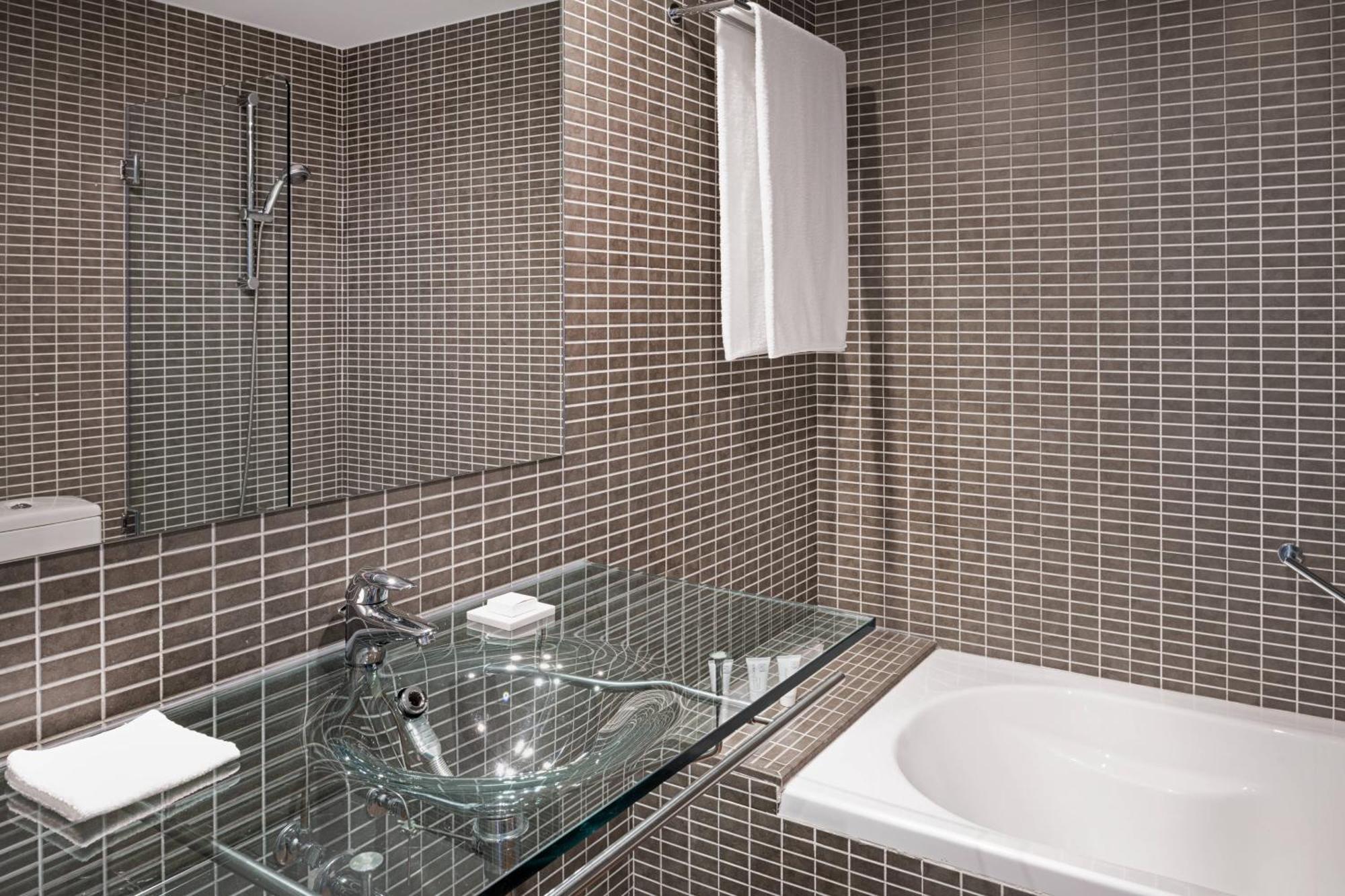 Ac Hotel Algeciras By Marriott Ngoại thất bức ảnh